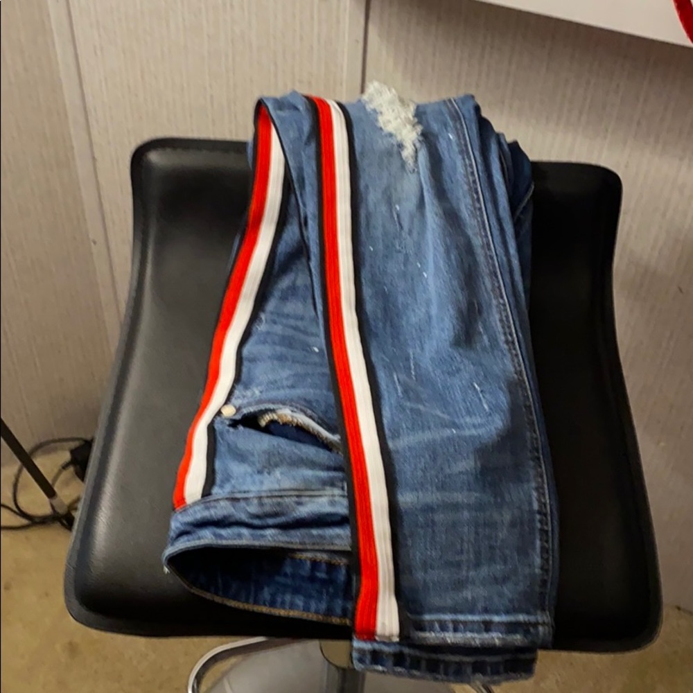 Jeans - Picture 2 of 5